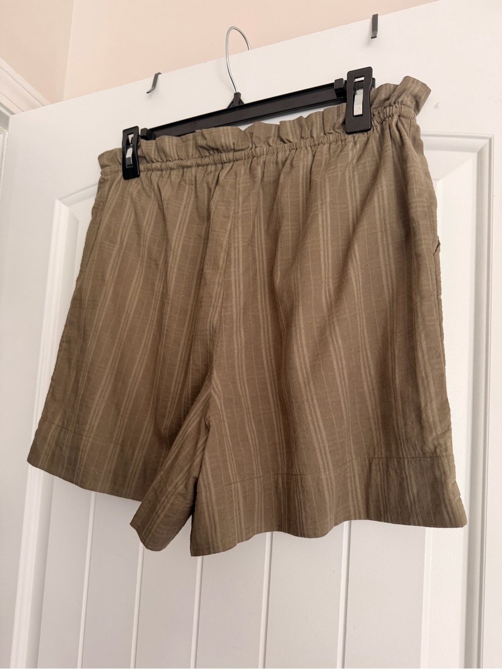 Shore Shannon Shorts – Leaf Gingham – Size XS – NWT - Picture 4 of 7